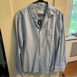 NWT Express Mens Light Denim Button Up Collared Shirt